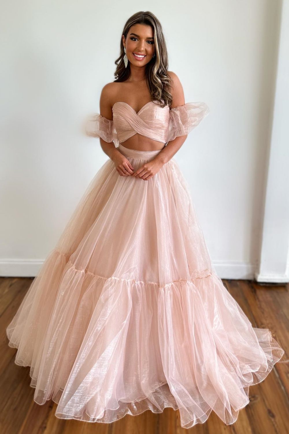 Sweet A-Line Sweetheart Long Tulle Prom Dress With Detachable Sleeves