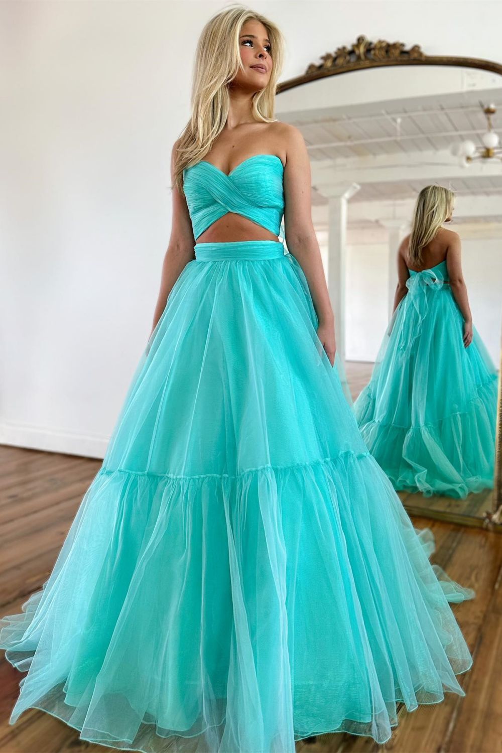Sweet A-Line Sweetheart Long Tulle Prom Dress With Detachable Sleeves