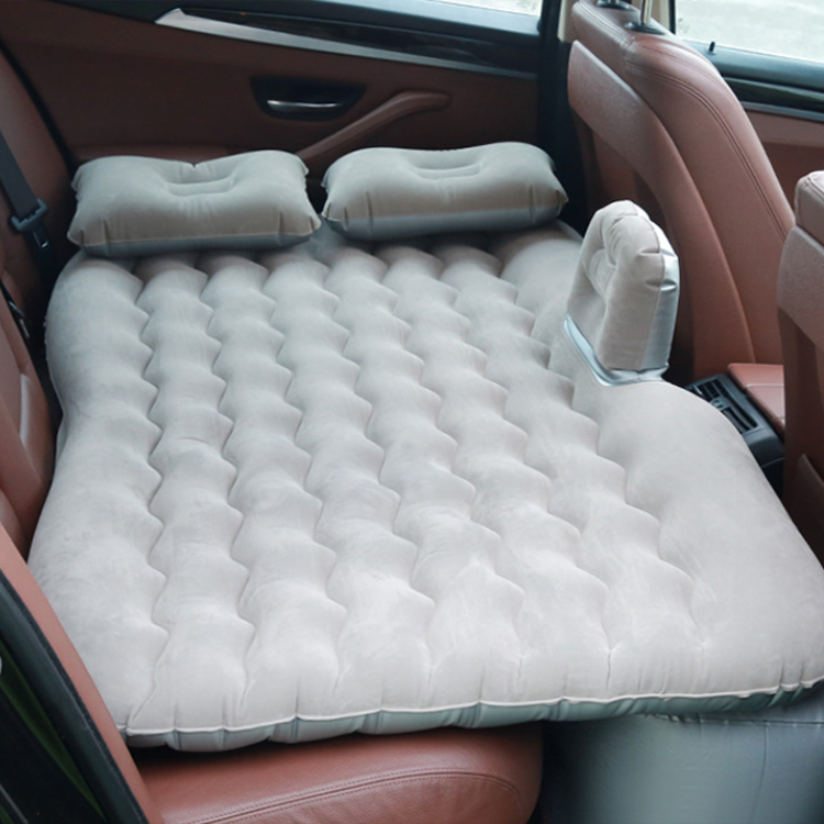 Aufblasbare Matratze für das Auto