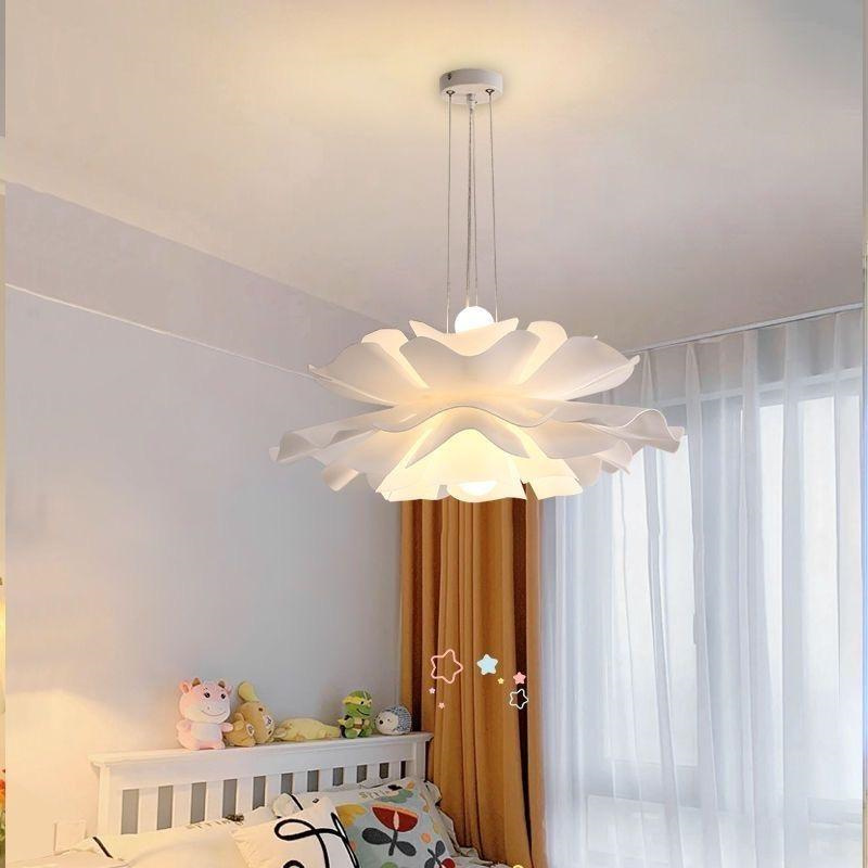 Nordic White Flower Chandelier Bedroom Pendant Light