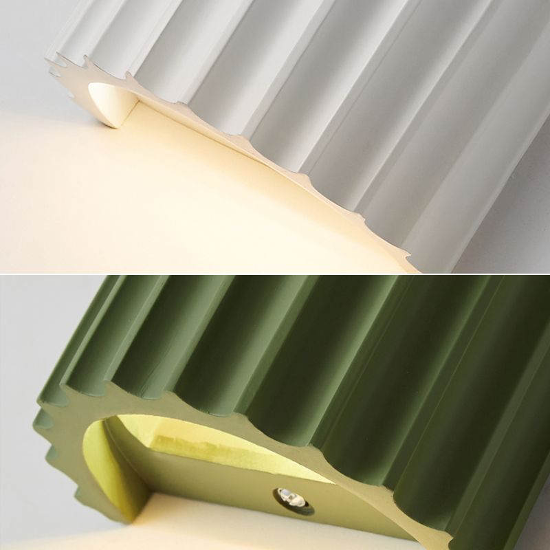 Modern Green Half-Cricle Resin Wall Sconce