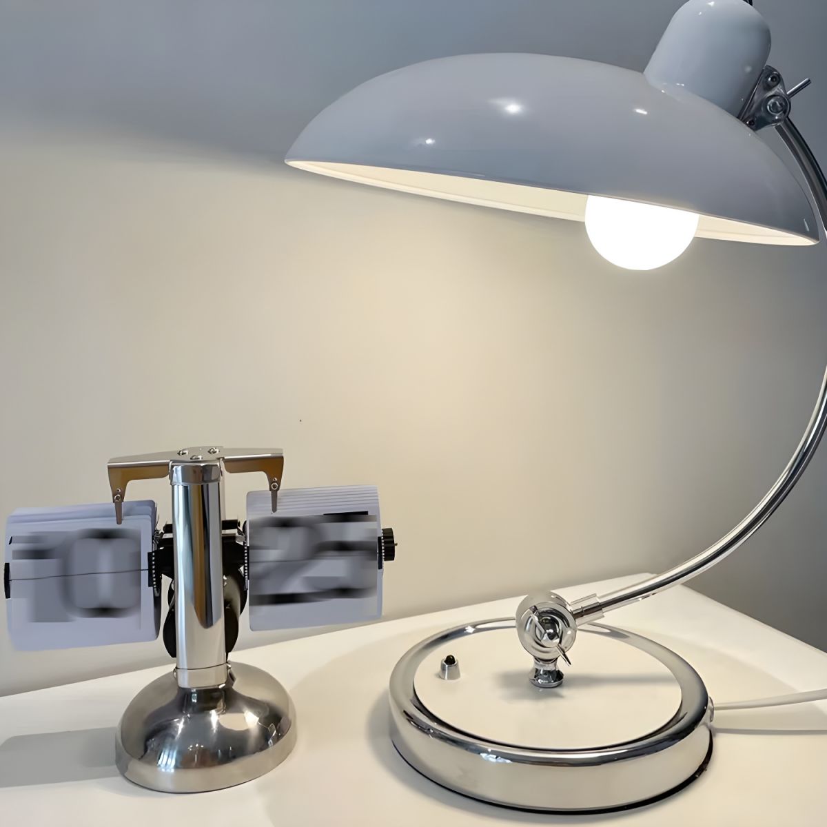 Modern Dome Light Metal Single Light Table Lamp