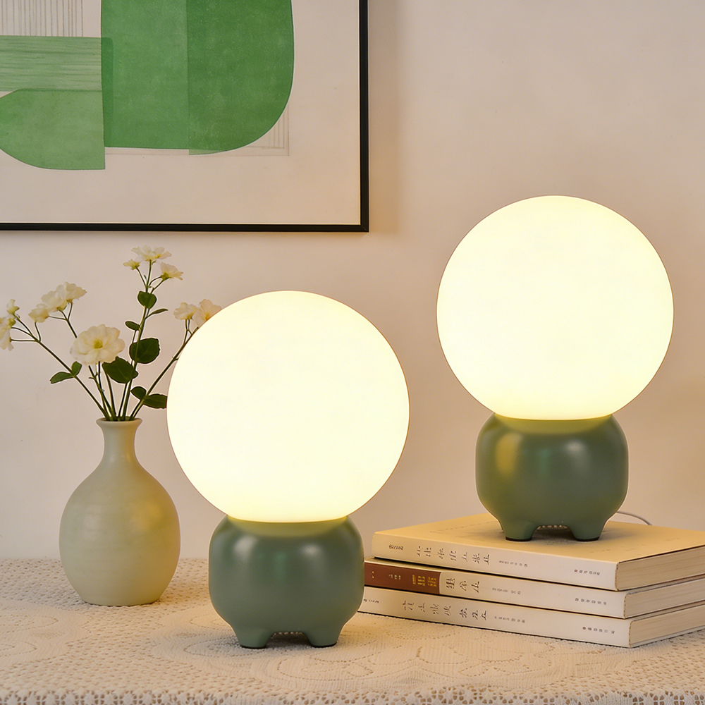 Minimalist Globe Table Lamp with Chubby Base Cozy Bedroom Lighting