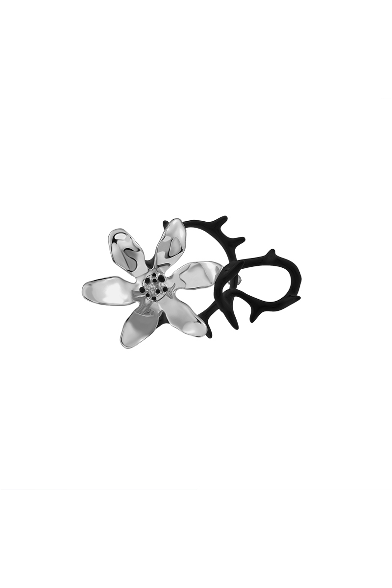 Thorn And Flower Collection Six Petals Connect With Thorn Brooch