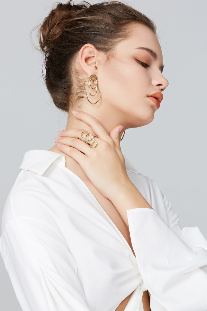 Growth Ring Collection Tricyclic Ring Earrings