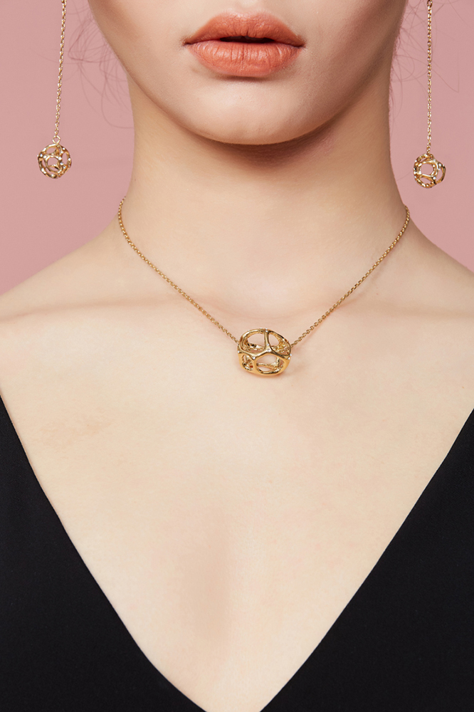Texture Collection Cubic Collarbone Necklace With Crystal