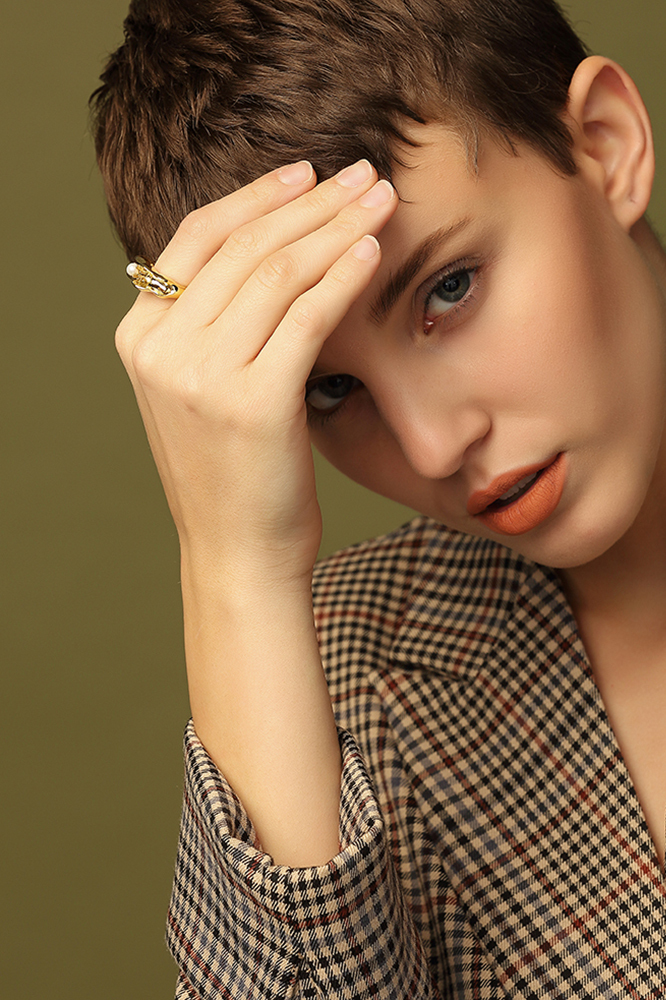 Calyx Collection Flower Shape Ring With Pearl