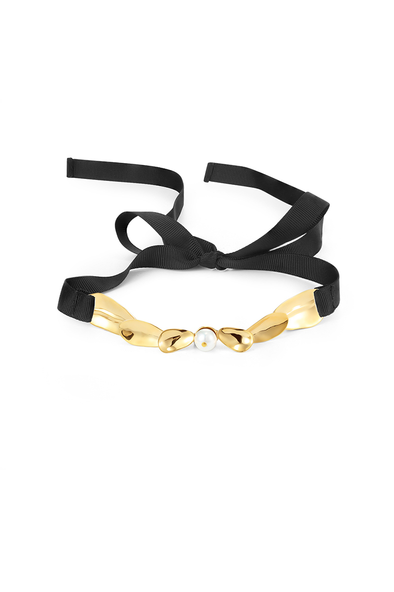 Petals Collection Six Petals Choker With Pearl Ribbon