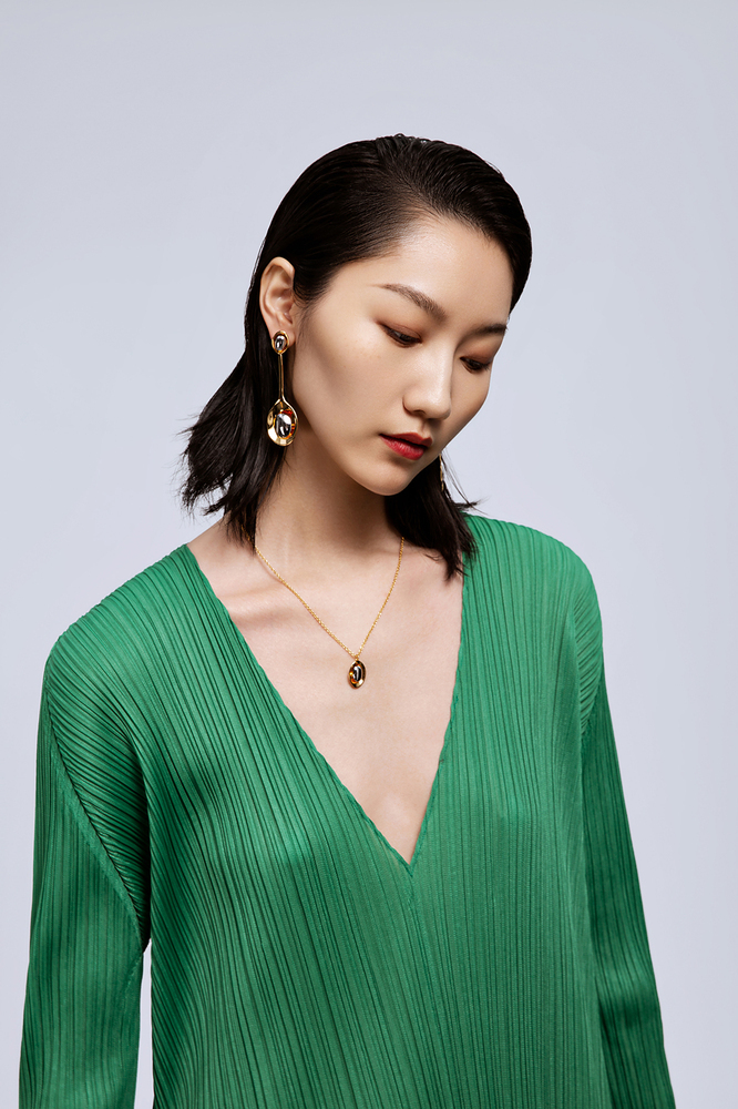 Avocado Shell Two-Tone Necklace