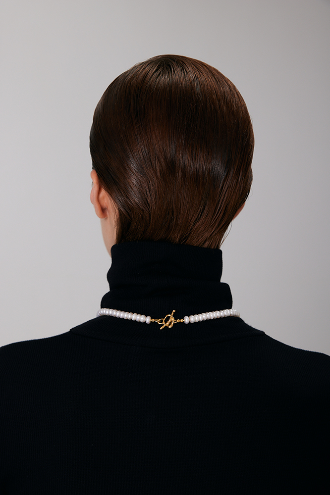 Wild Rose Collection Flower Choker With White Enamel Pearls