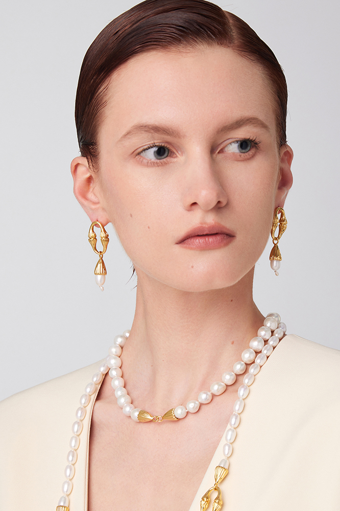 Equisetum Collection Hoop Pearl Earrings
