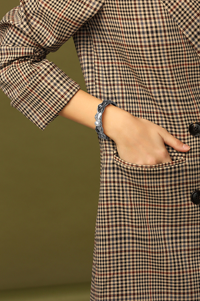 Calyx Collection Flower Design Bracelet
