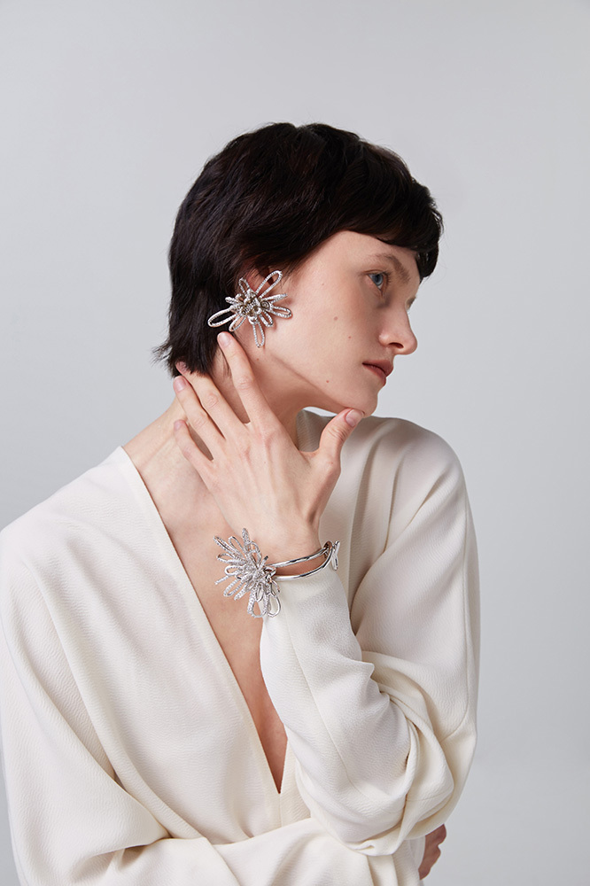 Chrysanthemum Linear Silver Diamond Earrings