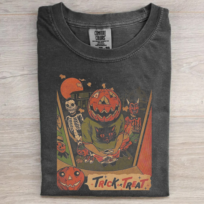 Retro Spooky Pumpkin Halloween T-Shirt