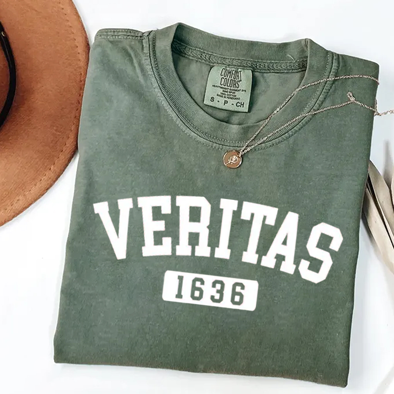 Support Harvard Resistance T-shirt