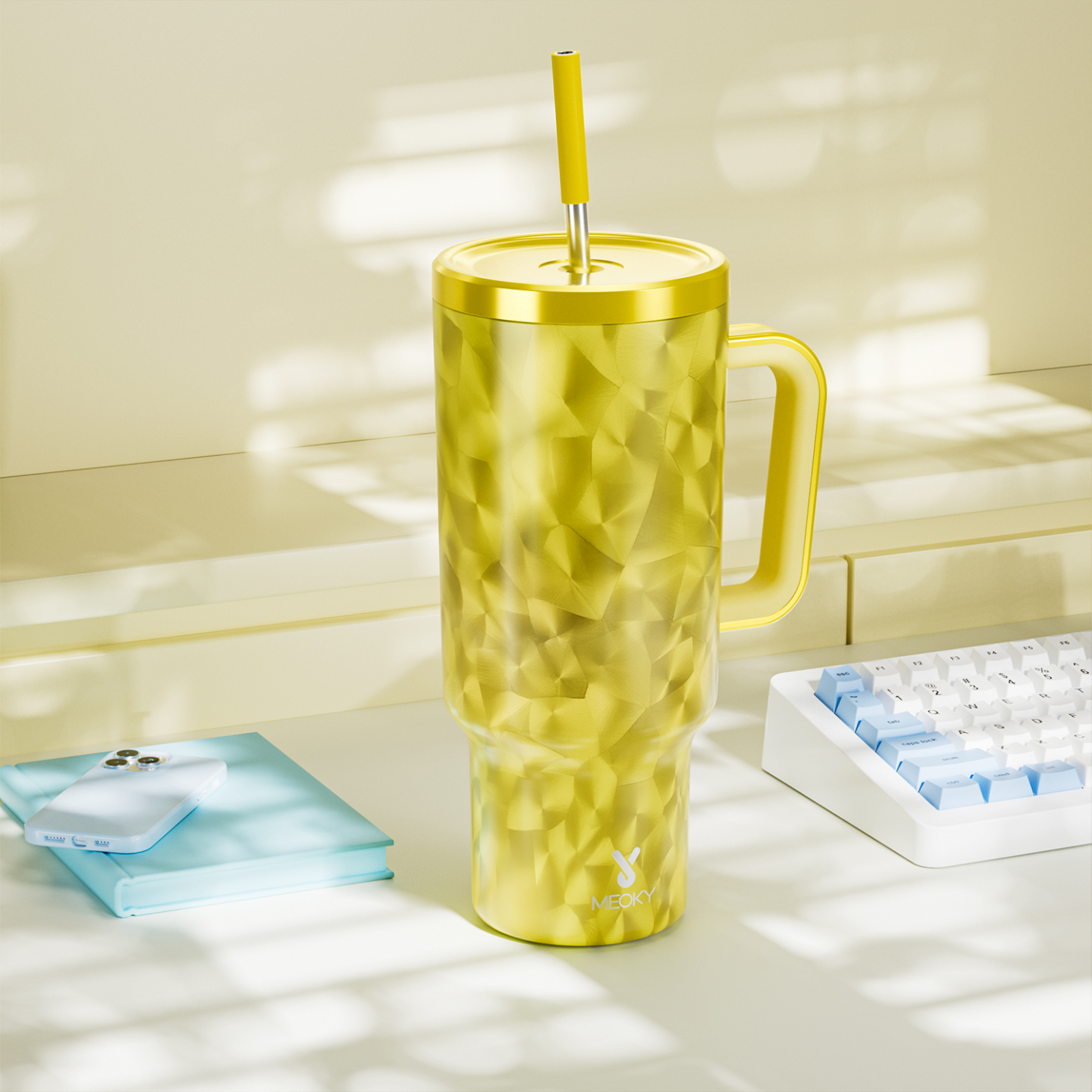 40oz Tumbler With Straw Feather Pattern-Gold Feathers