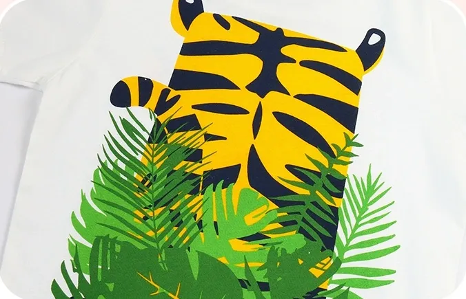2-11Y Boys Attractive Tiger Print Short-Sleeve Tee and Shorts Set