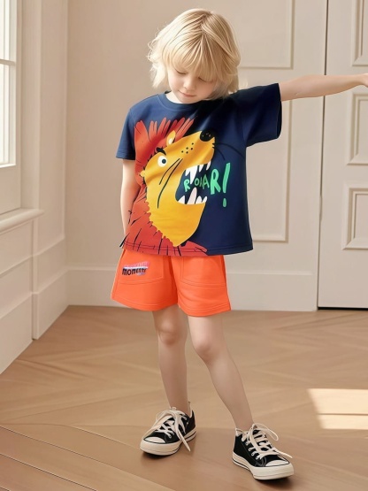 Little Maven 2pcs Kid Boy Cartoon Lion Pattern short-sleeve Tee and Shorts Set