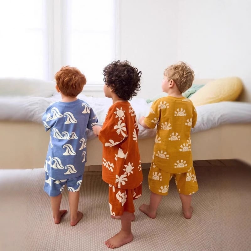 Little Maven Boys Cotton Adventure Printed Tee & Shorts Set