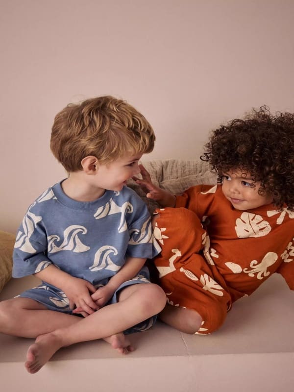 Little Maven Boys Cotton Adventure Printed Tee & Shorts Set