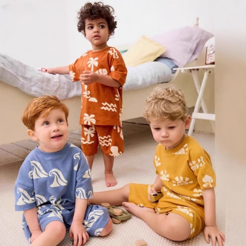Little Maven Boys Cotton Adventure Printed Tee & Shorts Set