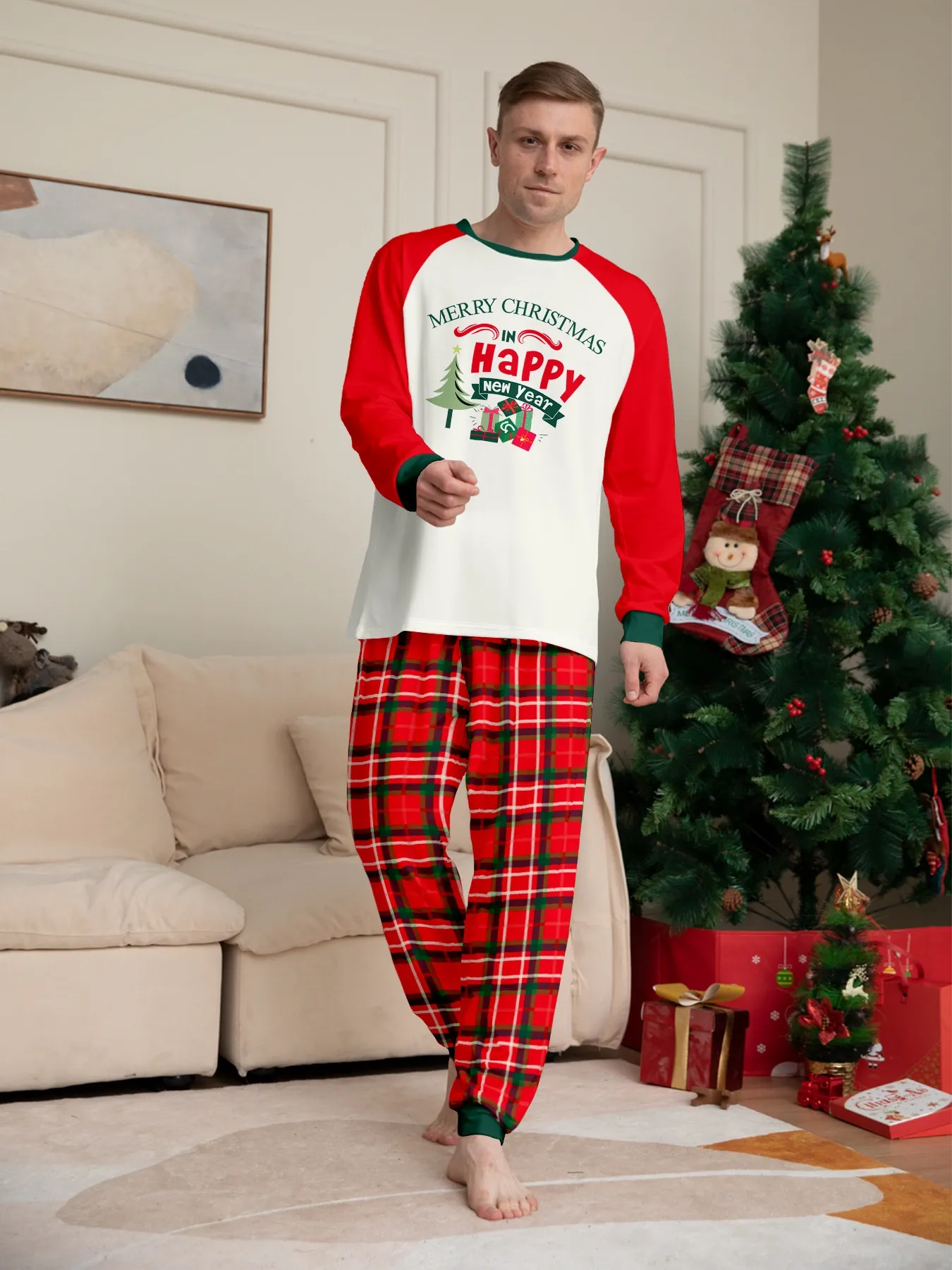 Family Matching Christmas Tree Letter Print Pajamas Set