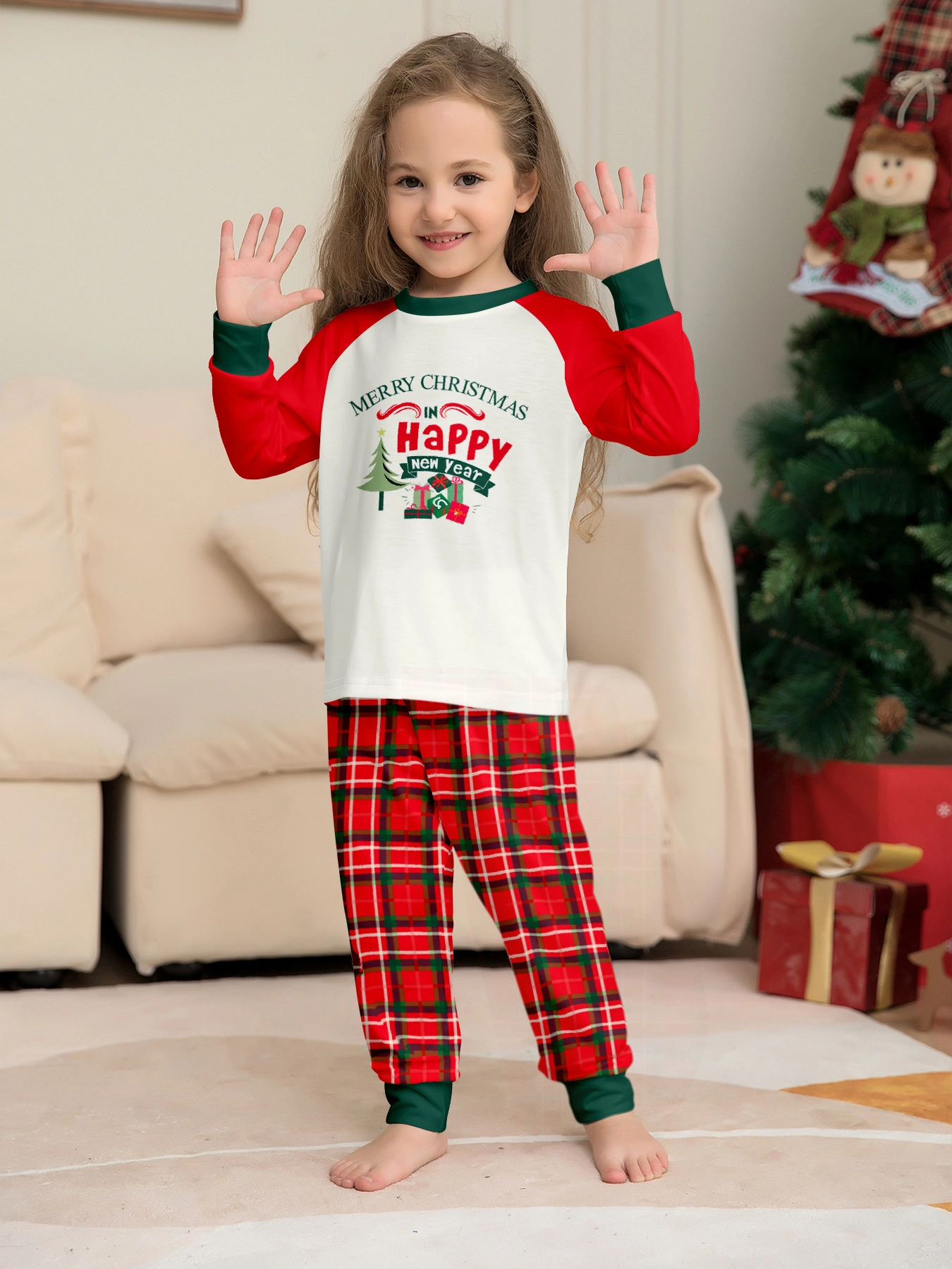 Family Matching Christmas Tree Letter Print Pajamas Set