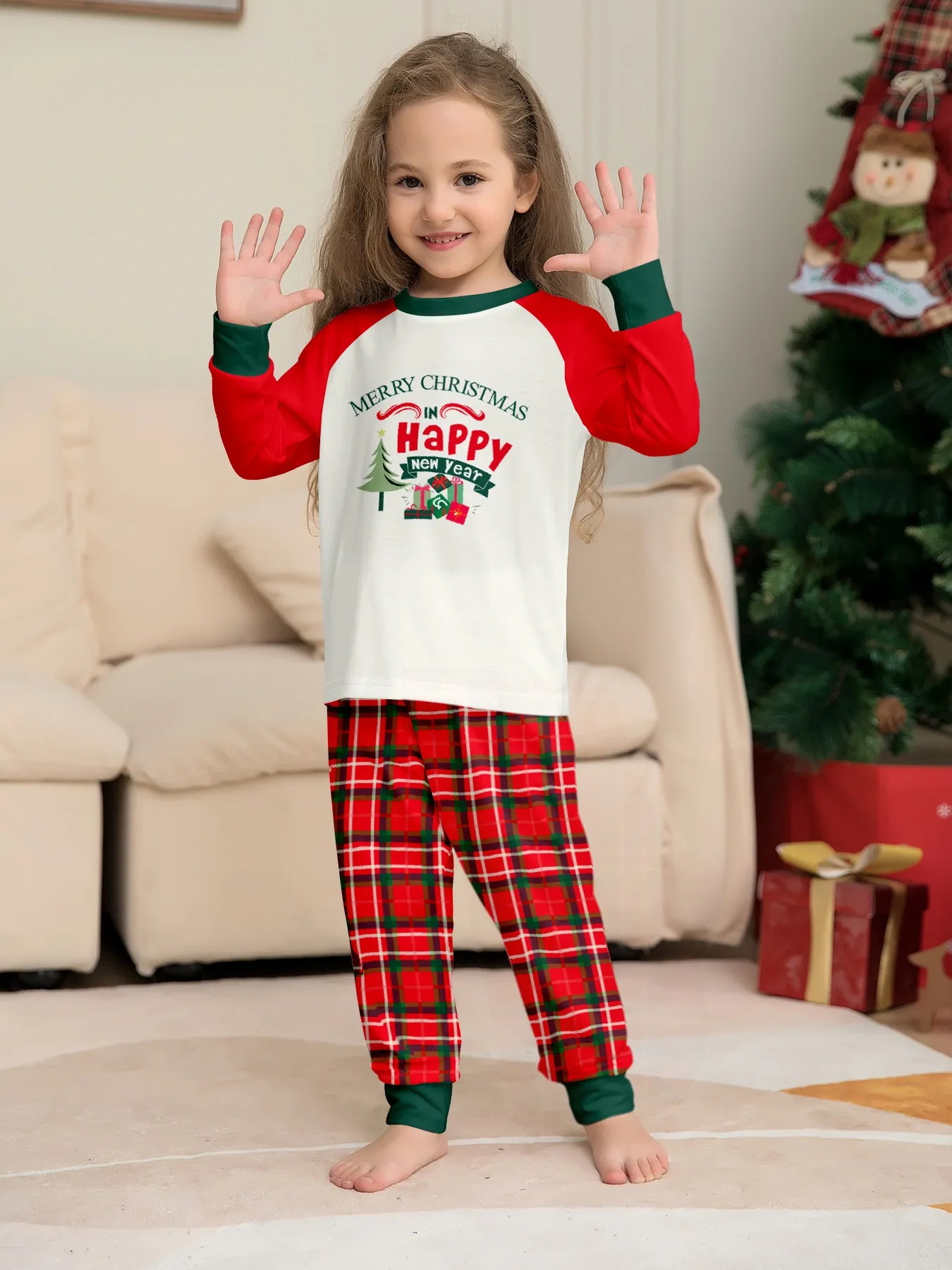 Family Matching Christmas Tree Letter Print Pajamas Set