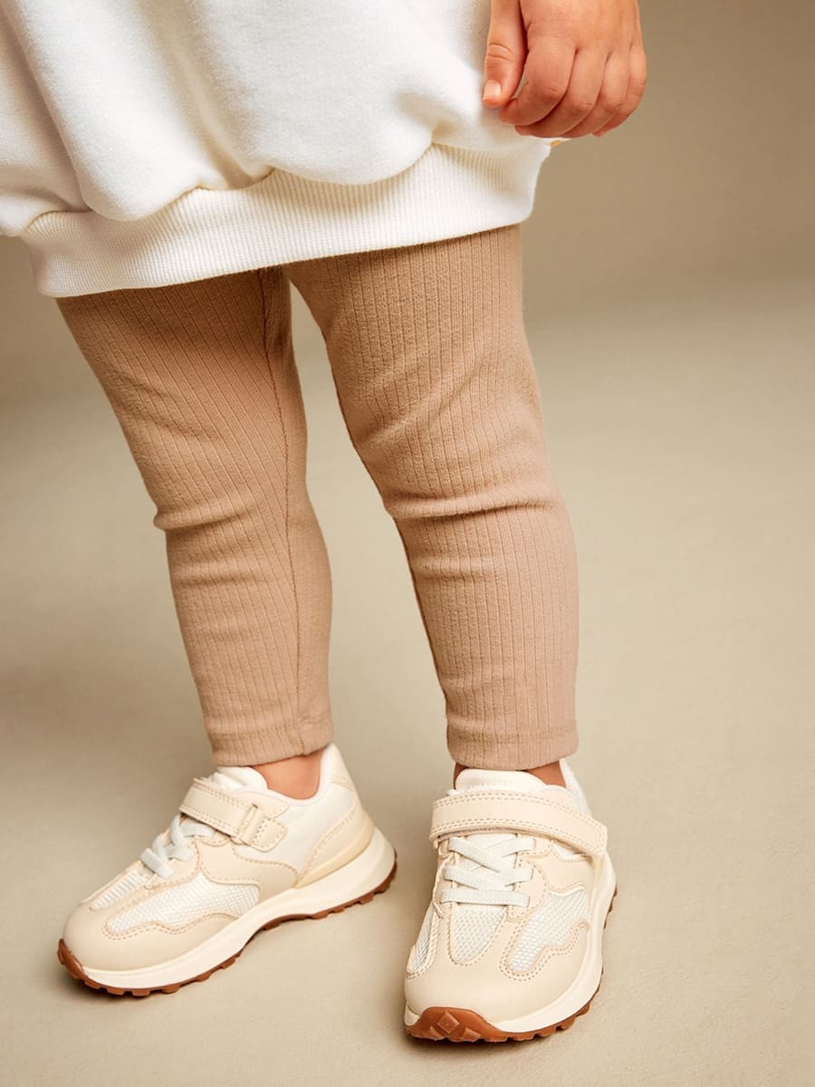 2-Piece Cute Crocodile Print Sweatshirt & Pants Set for Girls