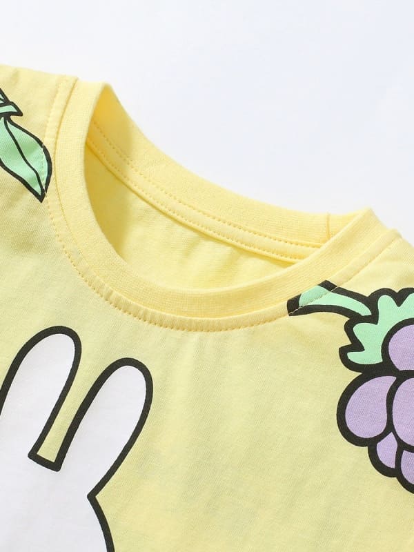 Kid Girls 2-Piece Bunny & Fruit Print Cotton Tee & Shorts Set