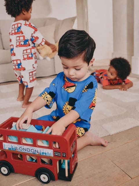 Little Maven Boys Cartoon Print Cotton 2pcs Short Sleeve & Shorts Set
