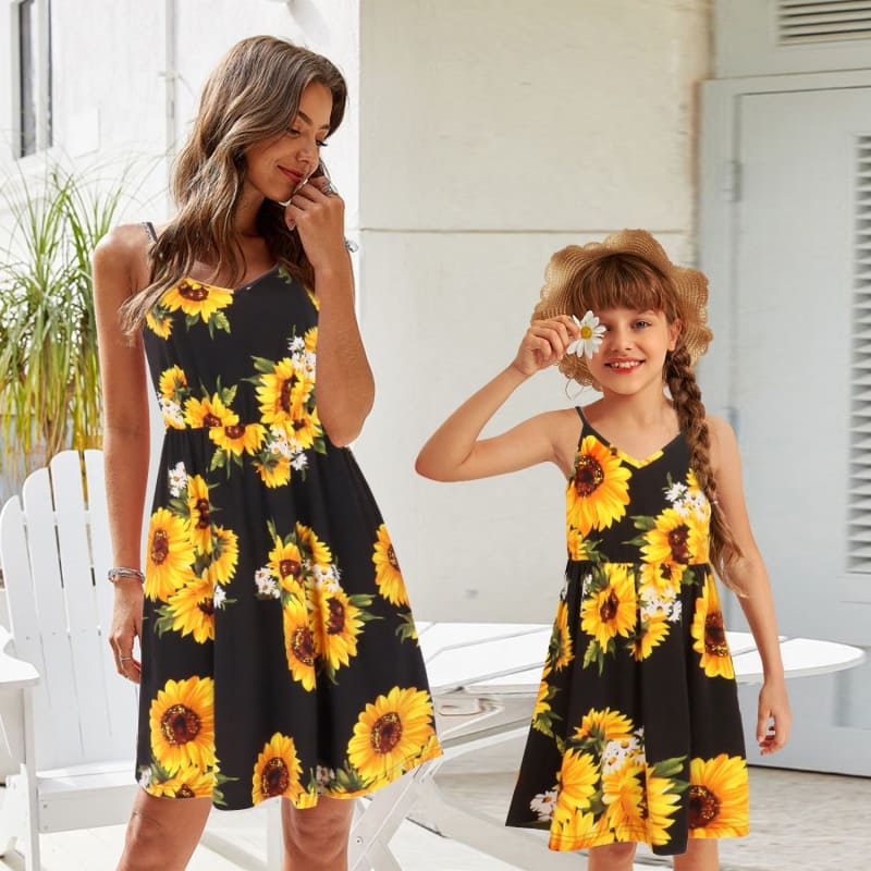 Mommy and Me Outfits Loose Waist Sunflower Print Mother-daughter Dress