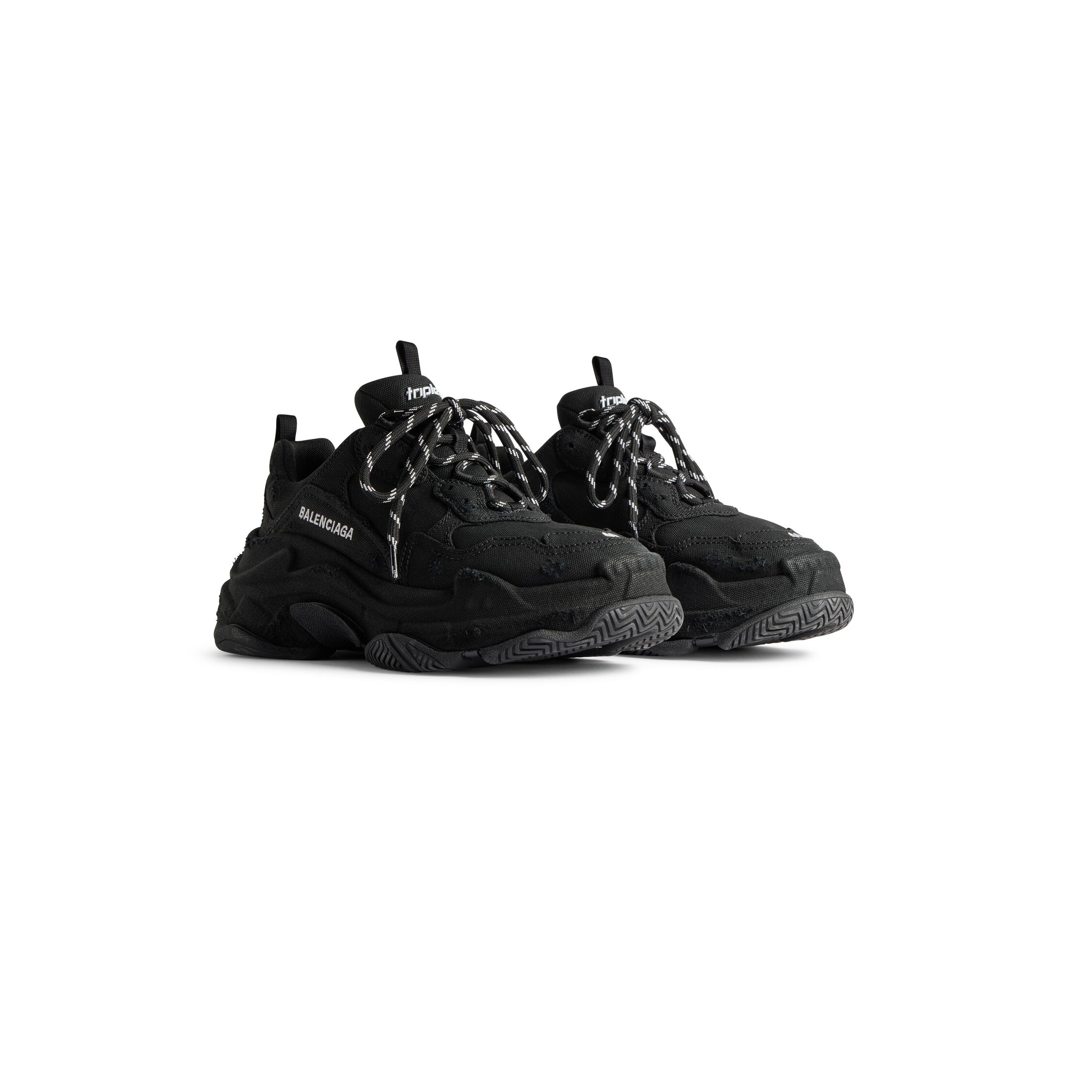 WOMEN'S TRIPLE S SNEAKER IN BLACK