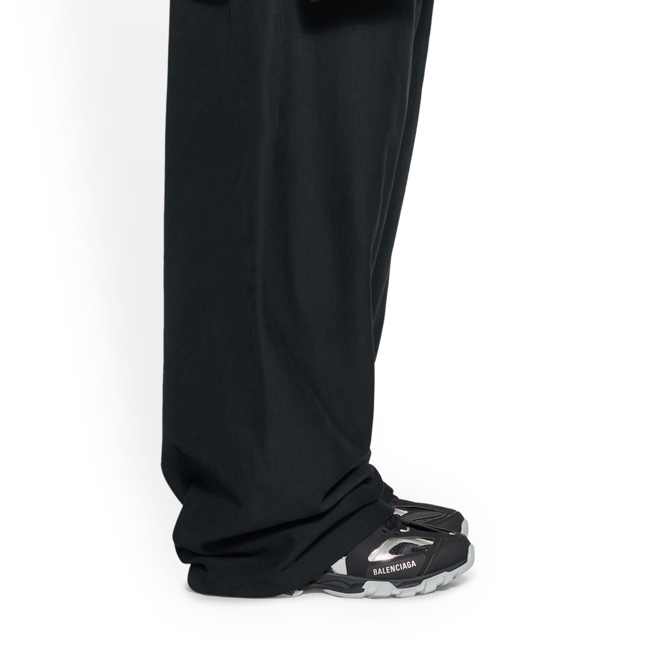 WOMEN'S TRACK SNEAKER IN BLACK/SILVER