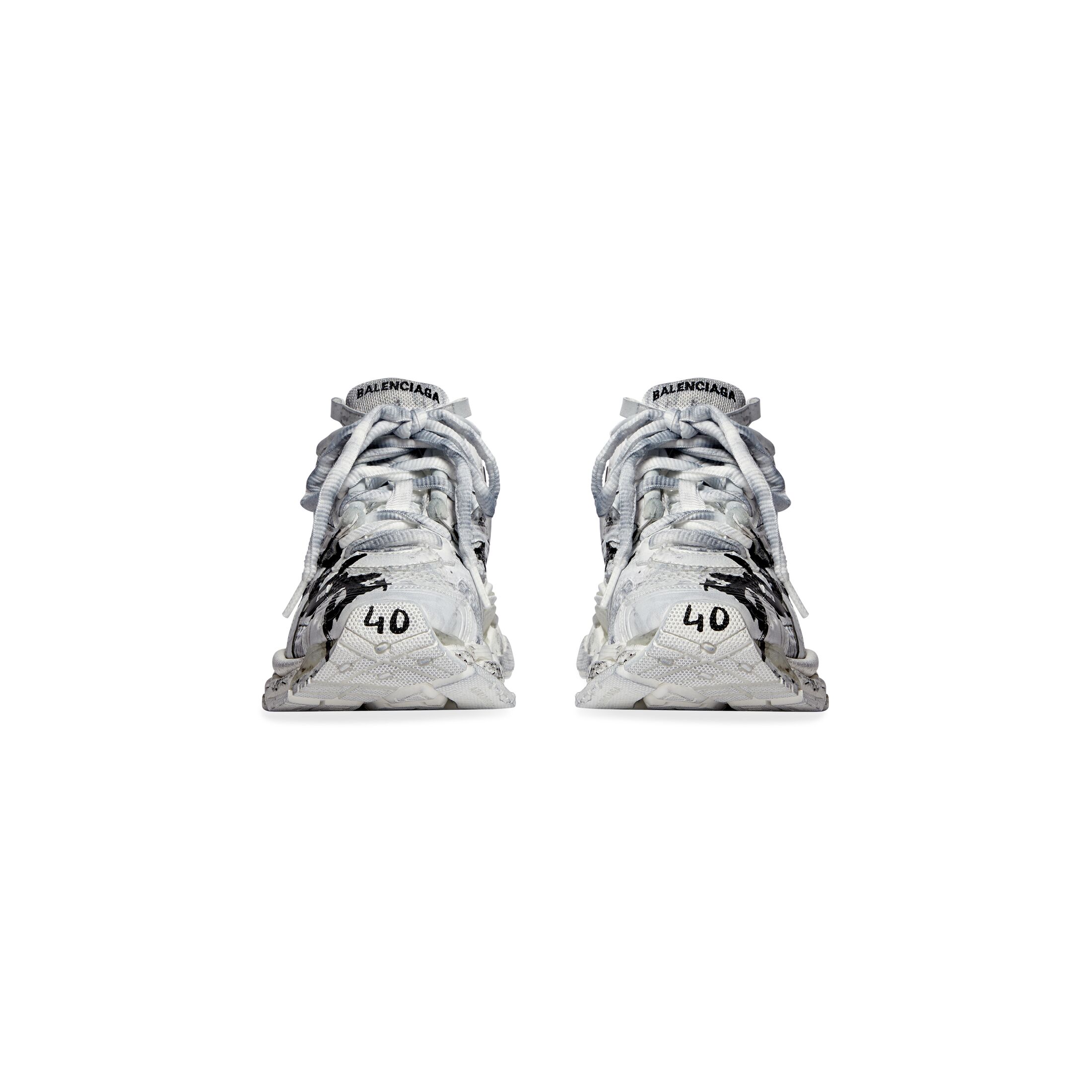 WOMEN'S RUNNER GRAFFITI SNEAKER IN WHITE