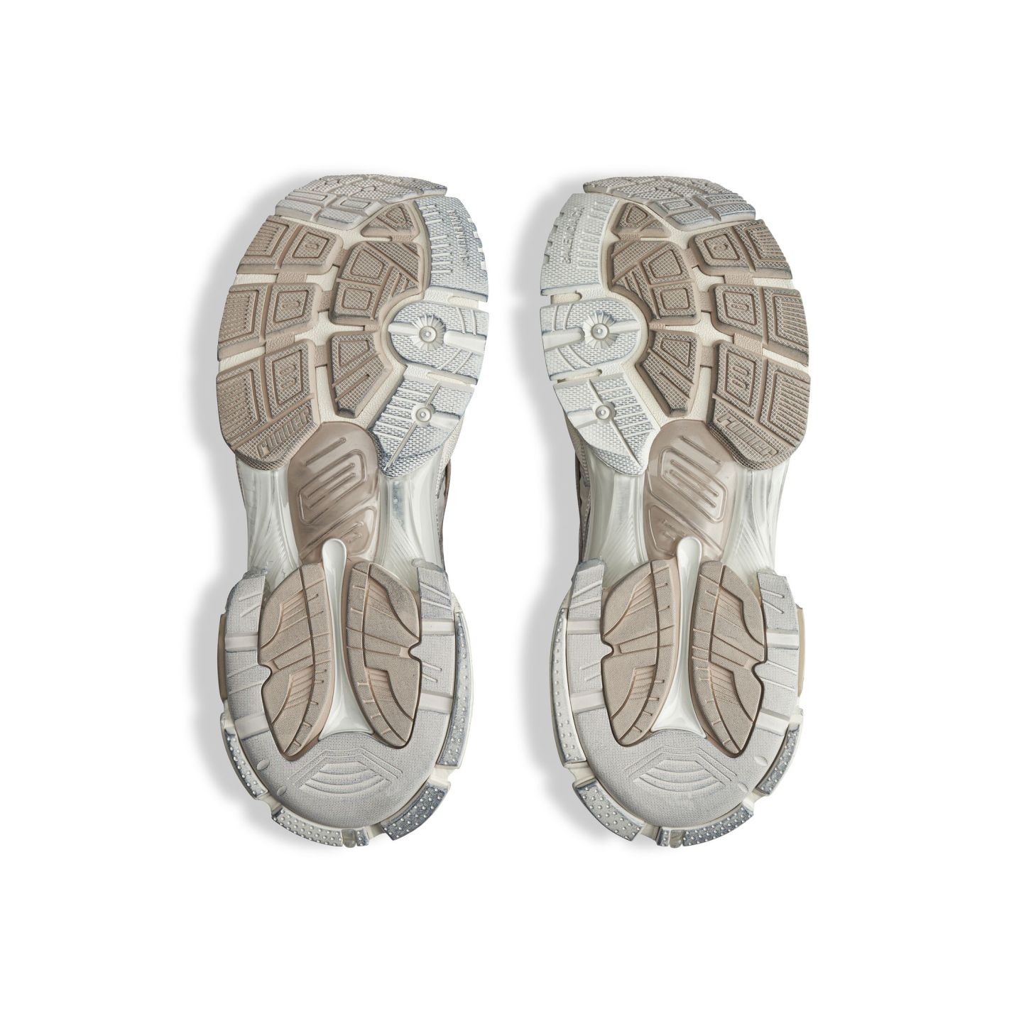 WOMEN'S RUNNER SNEAKER IN BEIGE