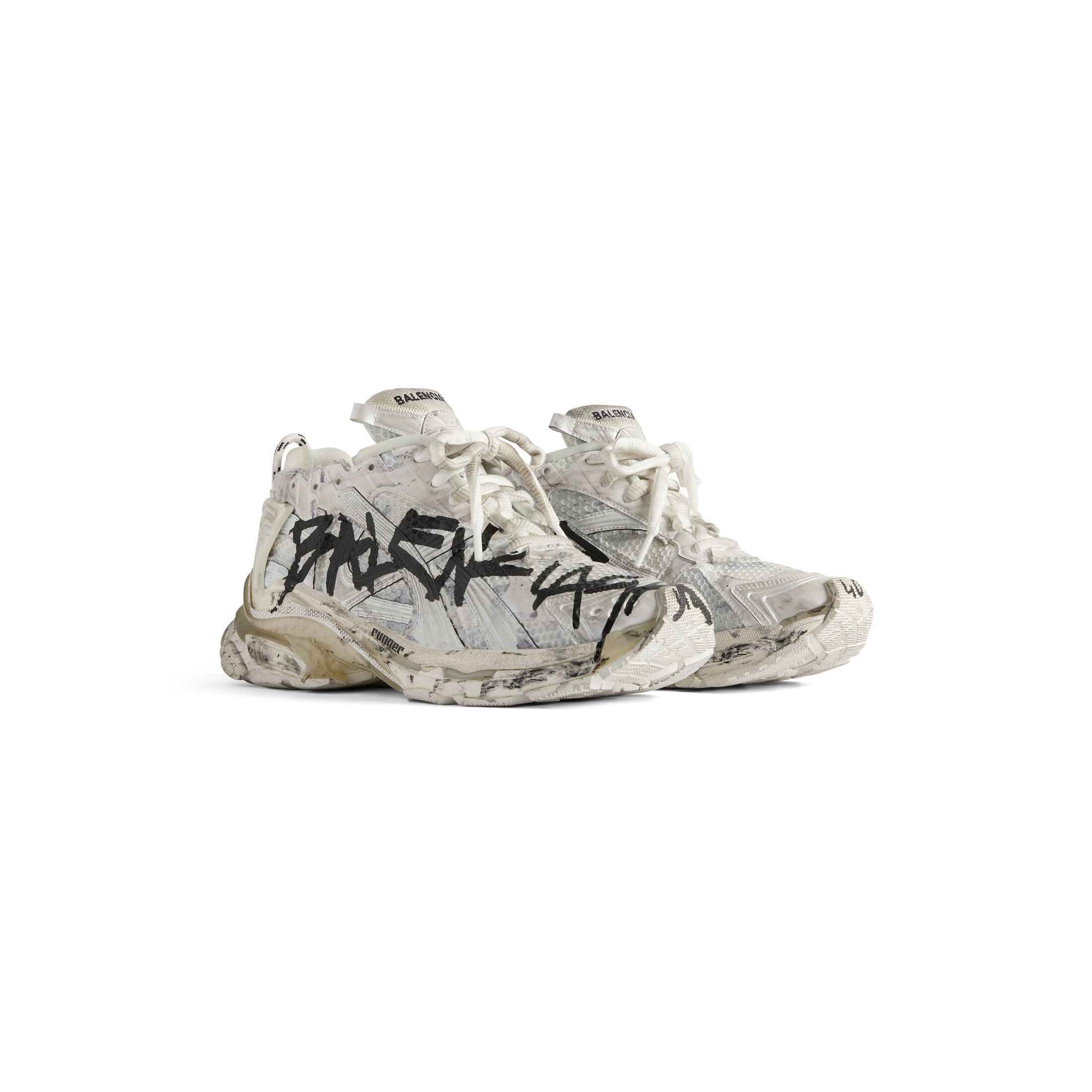 MEN'S RUNNER GRAFFITI SNEAKER IN WHITE