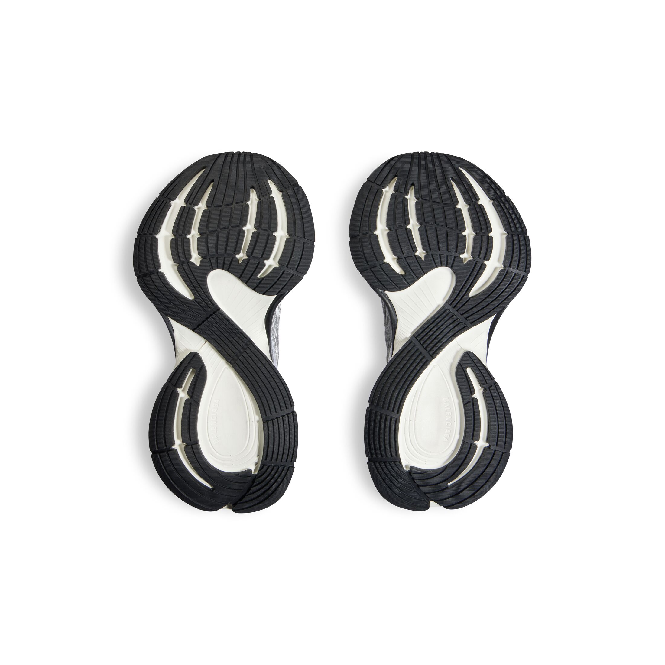 WOMEN'S CIRCUIT SNEAKER IN WHITE/SILVER