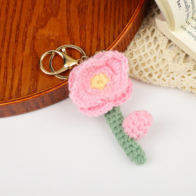 Cute Flower crochet keychain- aesthetic handmade crochet keychain, keyring, gift, bag accessory, bag charm