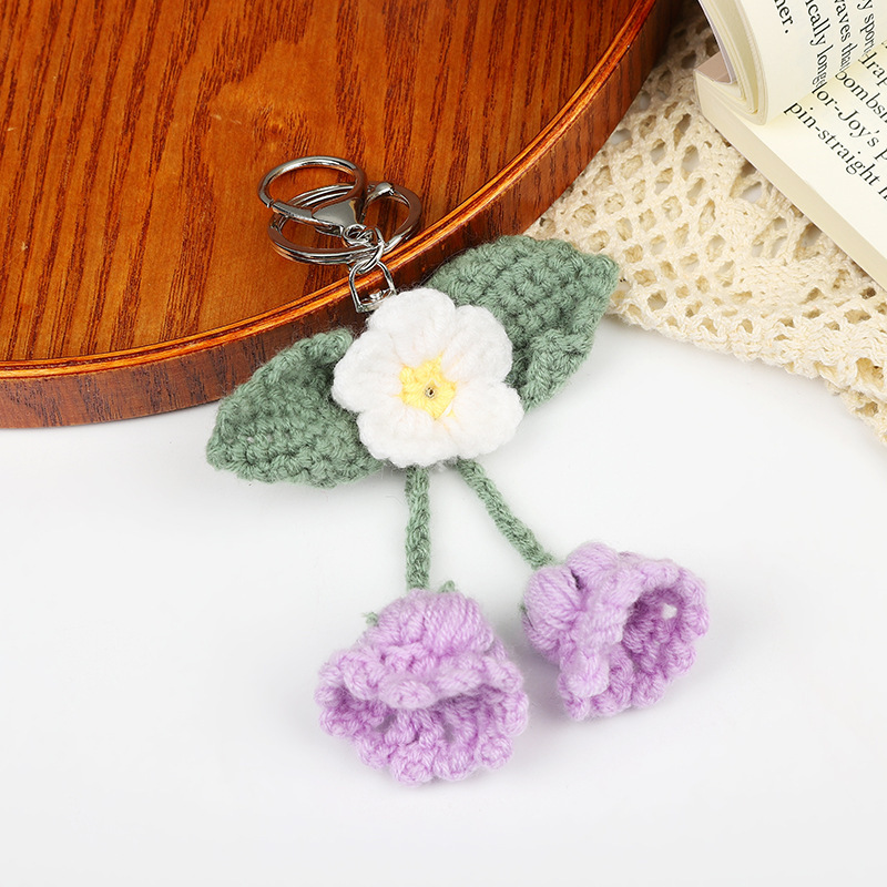 Cute Flower crochet keychain- aesthetic handmade crochet keychain, keyring, gift, bag accessory, bag charm