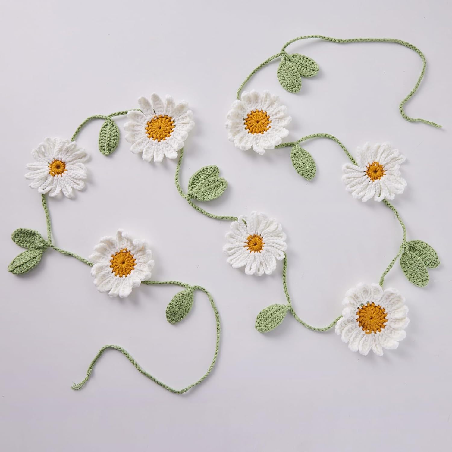 Crochet white daisy flower with leaves wall hanging Garland for boho nursery baby kids bedroom