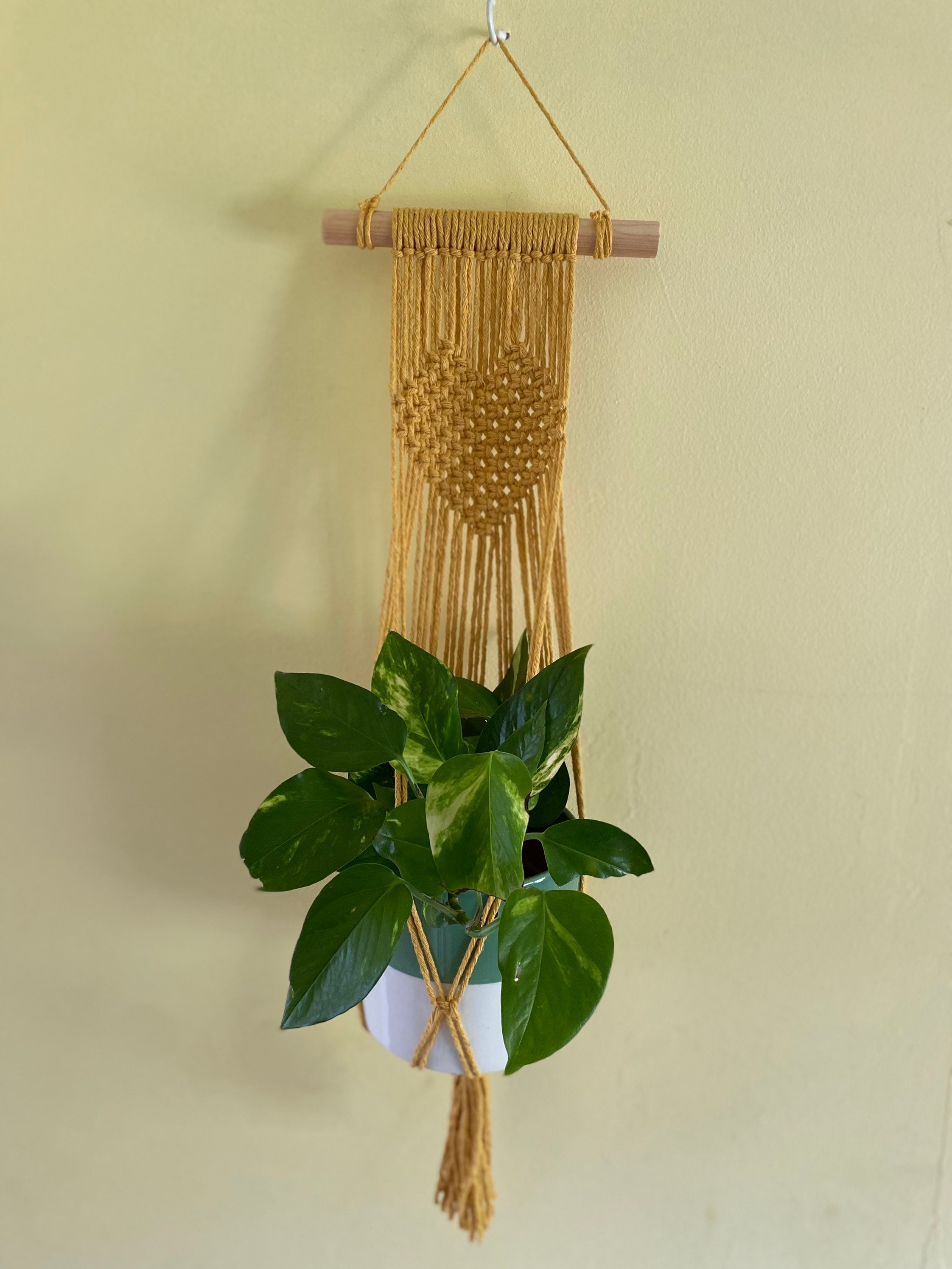 Mustard heart macrame houseplant holder,gift for plant lover,indoor wall hanging plant pot hanger,boho home decor, houseplant accessories