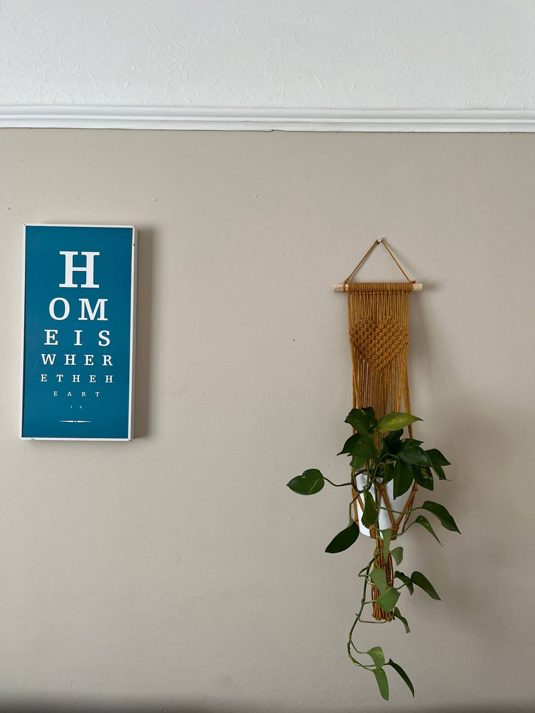 Mustard heart macrame houseplant holder,gift for plant lover,indoor wall hanging plant pot hanger,boho home decor, houseplant accessories