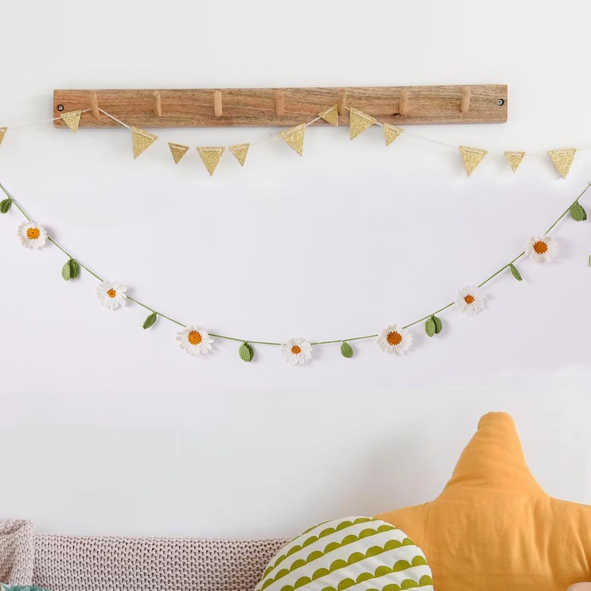 Crochet white daisy flower with leaves wall hanging Garland for boho nursery baby kids bedroom