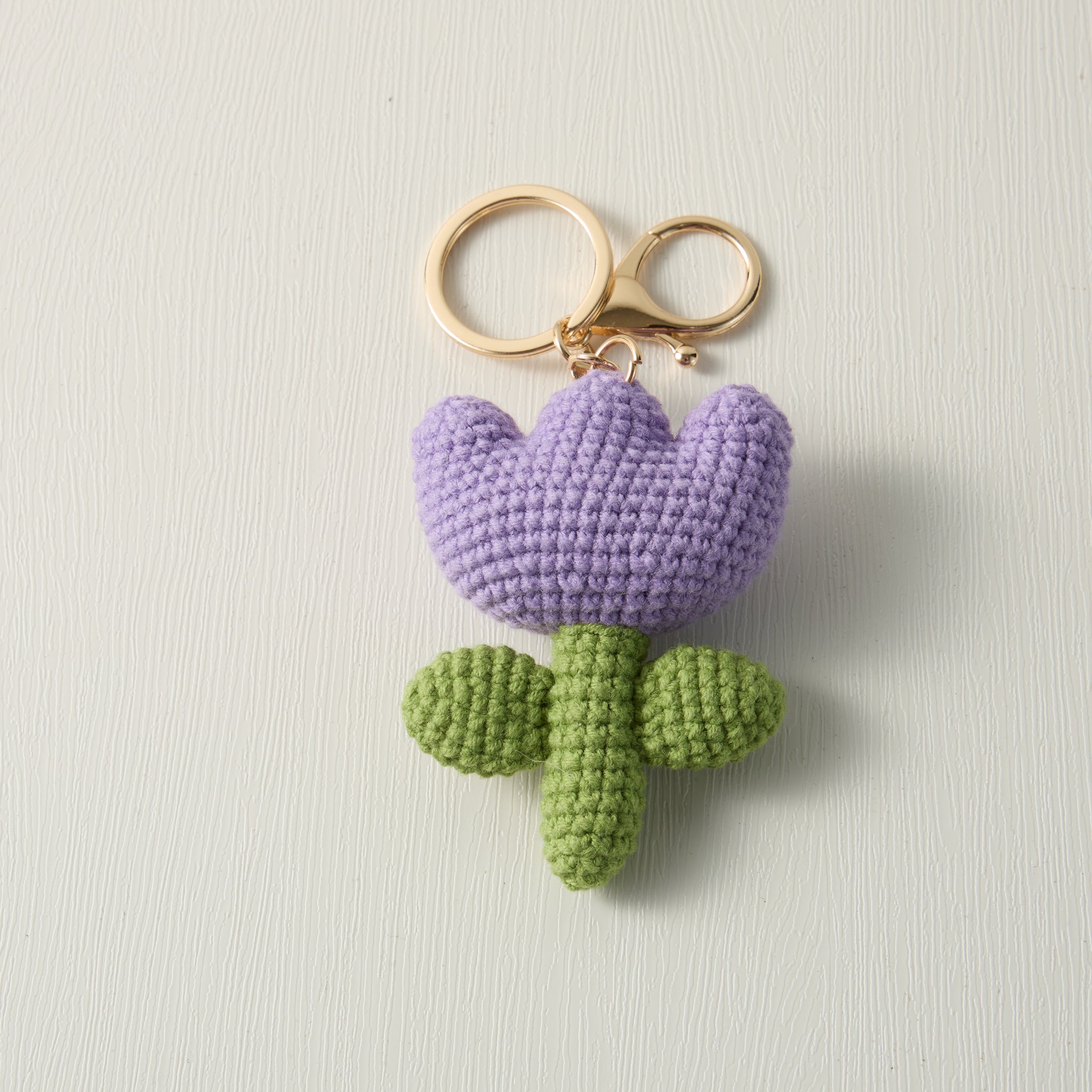 Hand-Knitted Tulip Flower Keychain for a Floral Touch