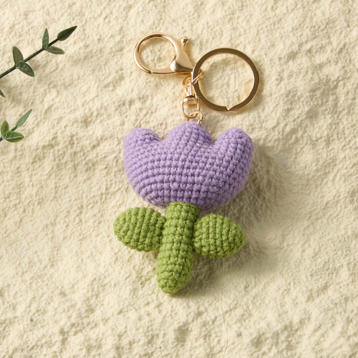 Hand-Knitted Tulip Flower Keychain for a Floral Touch