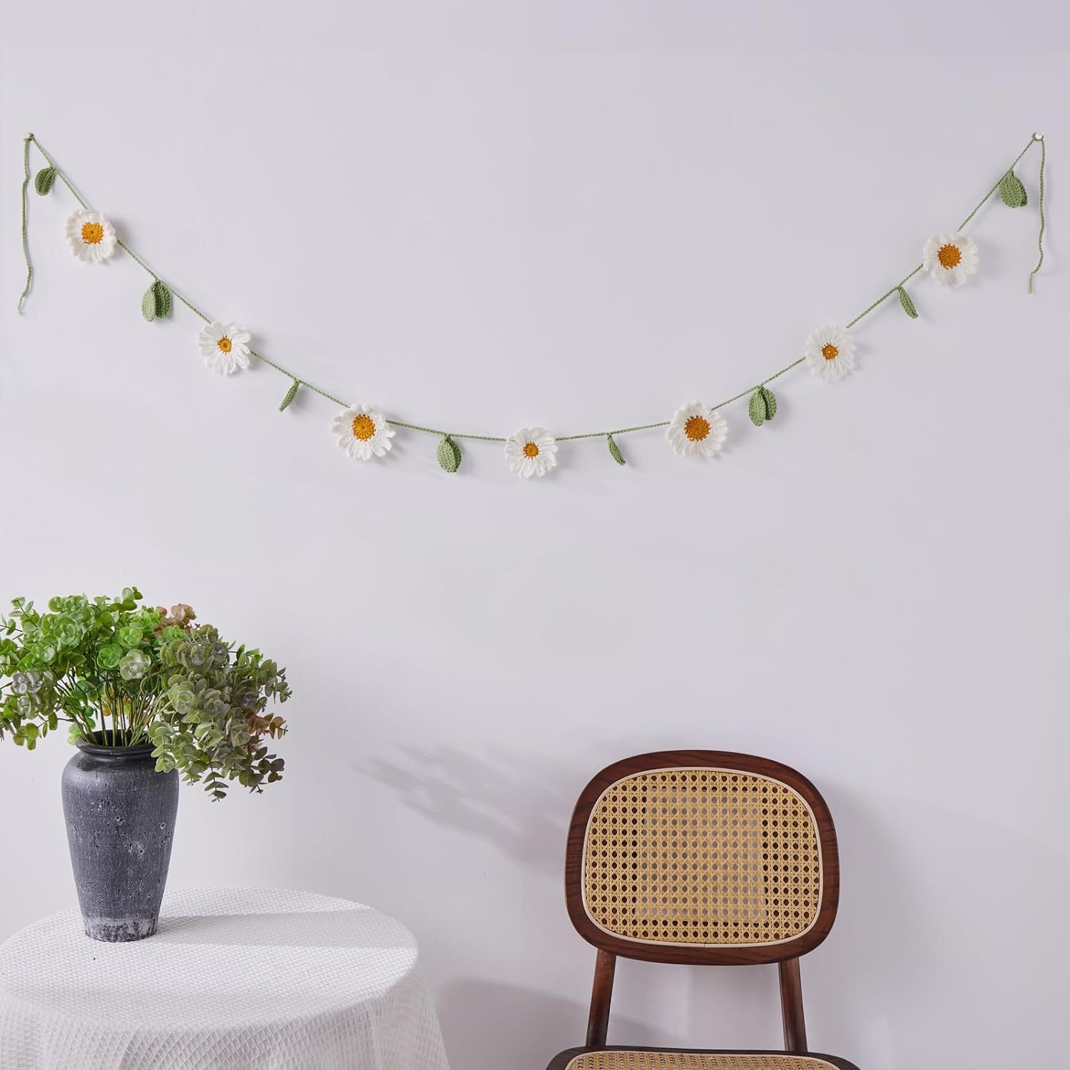 Crochet white daisy flower with leaves wall hanging Garland for boho nursery baby kids bedroom