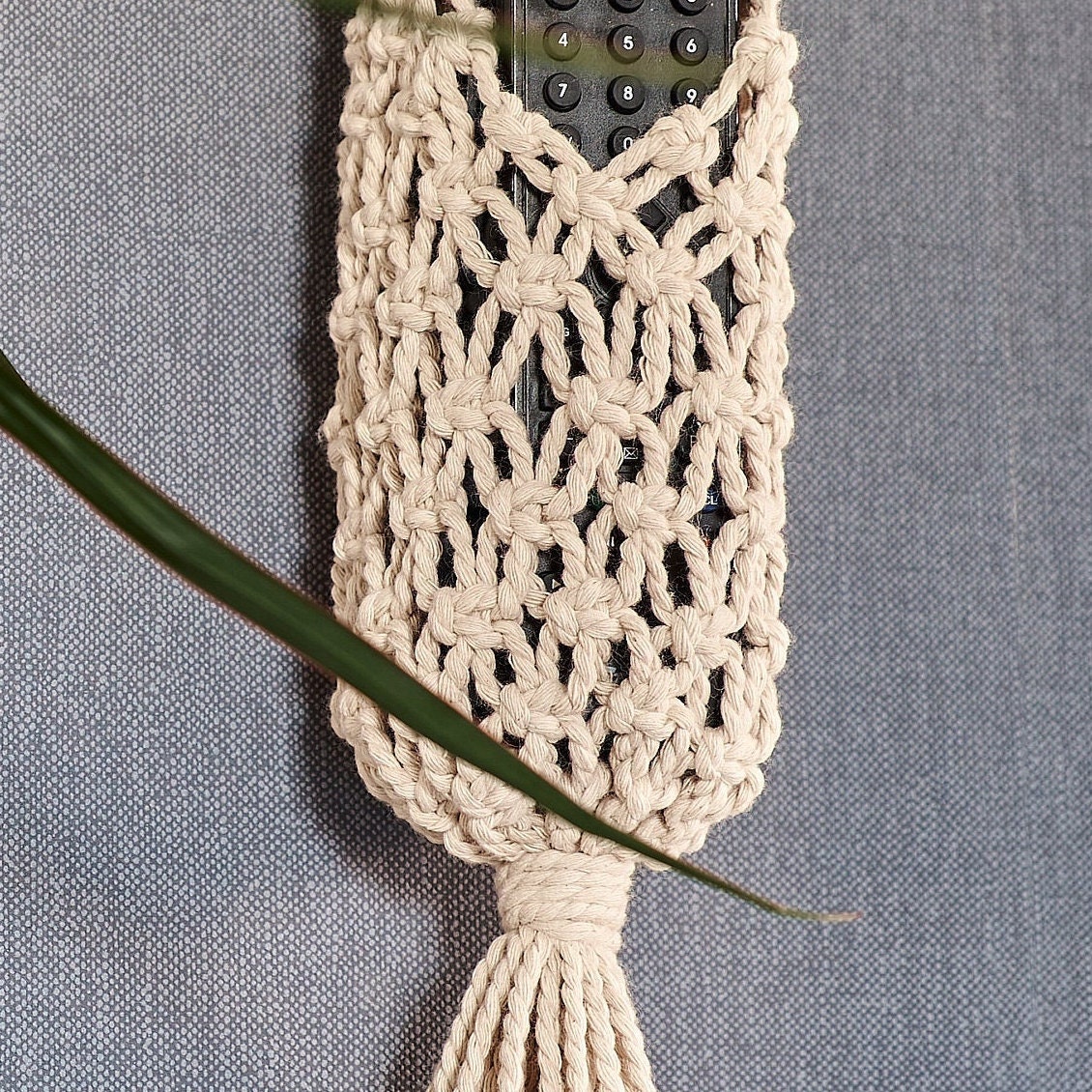 Macrame remote control holder, Wall hanging organizer, Fathers Day gift from daughter, Cottagecore room decor, Home organization