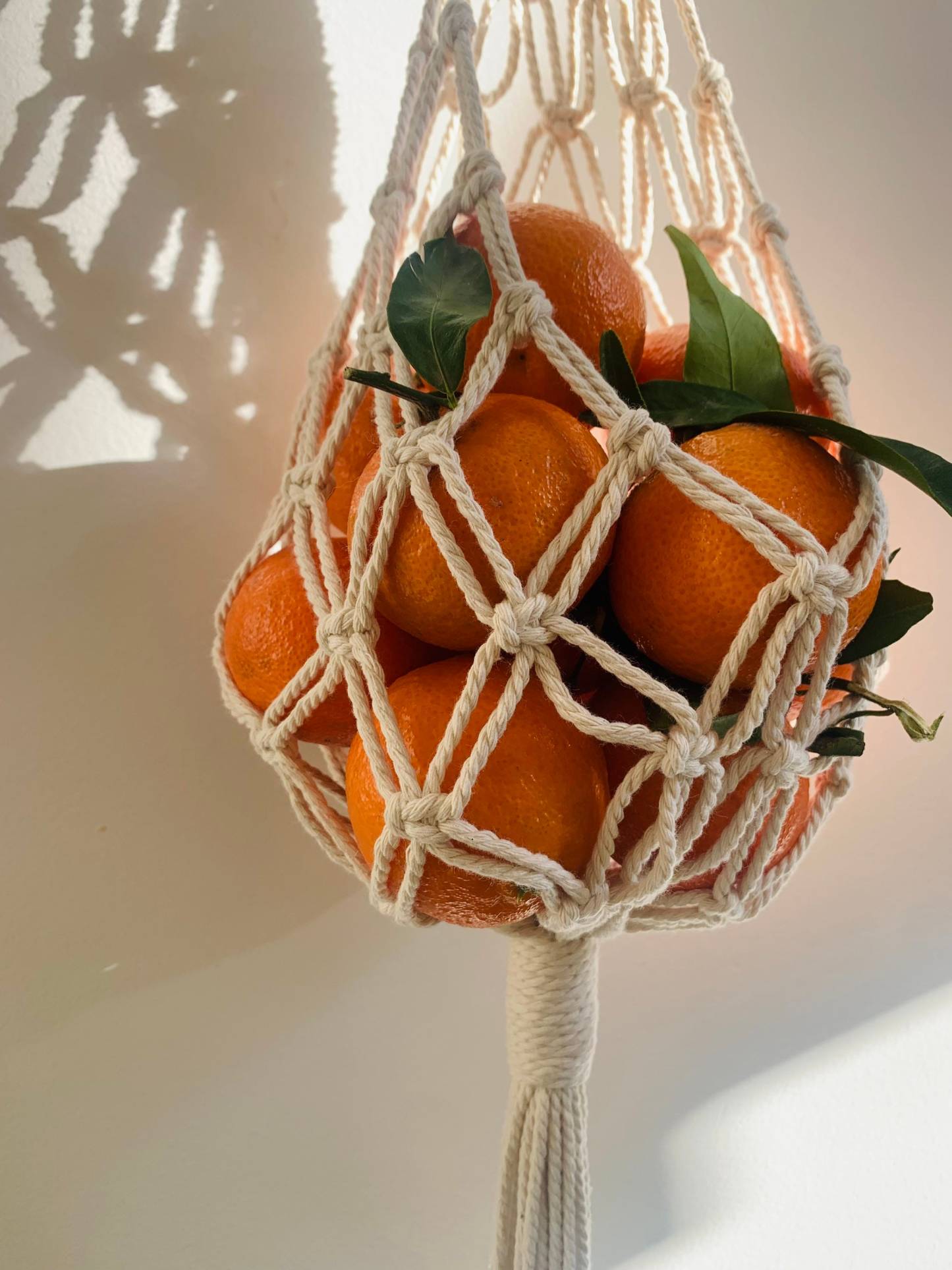 Macrame fruit basket - macrame fruit hanger - hanging basket