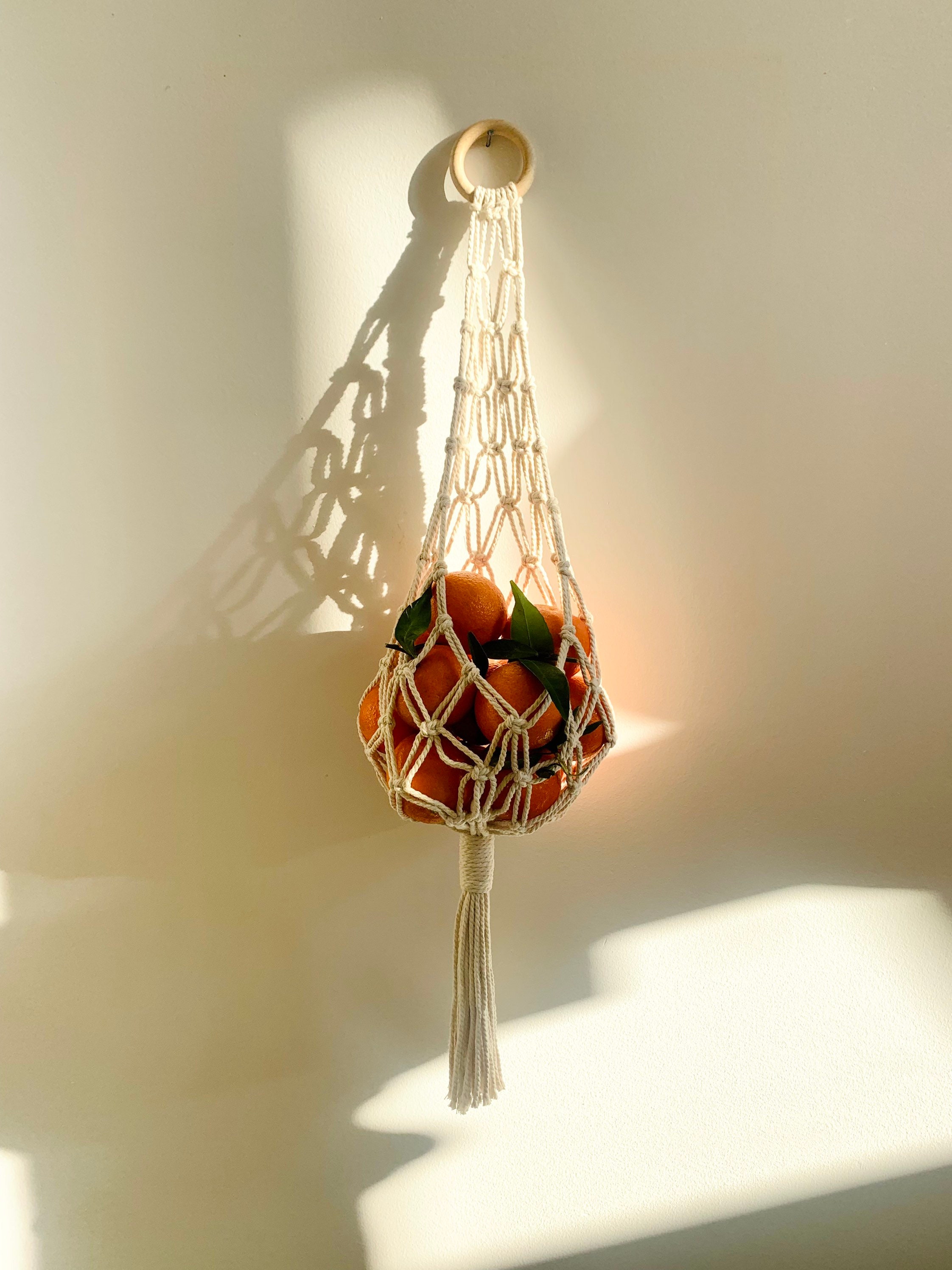 Macrame fruit basket - macrame fruit hanger - hanging basket